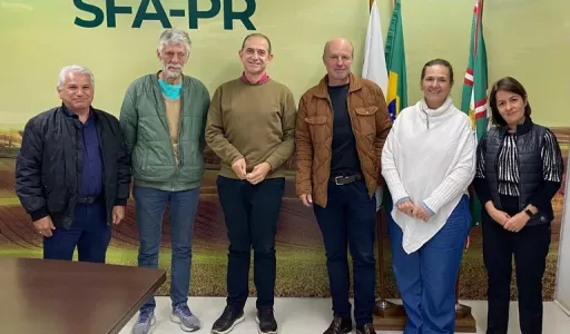 Reunião debate fortalecimento da cadeia leiteira no Paraná