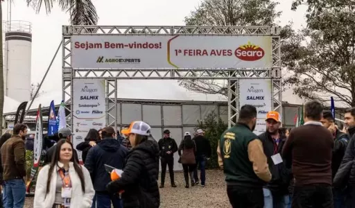Produtores de Frango Focam em Biosseguridade na 1ª Feira Aves Seara