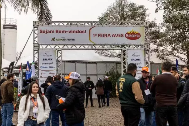 Produtores de Frango Focam em Biosseguridade na 1ª Feira Aves Seara